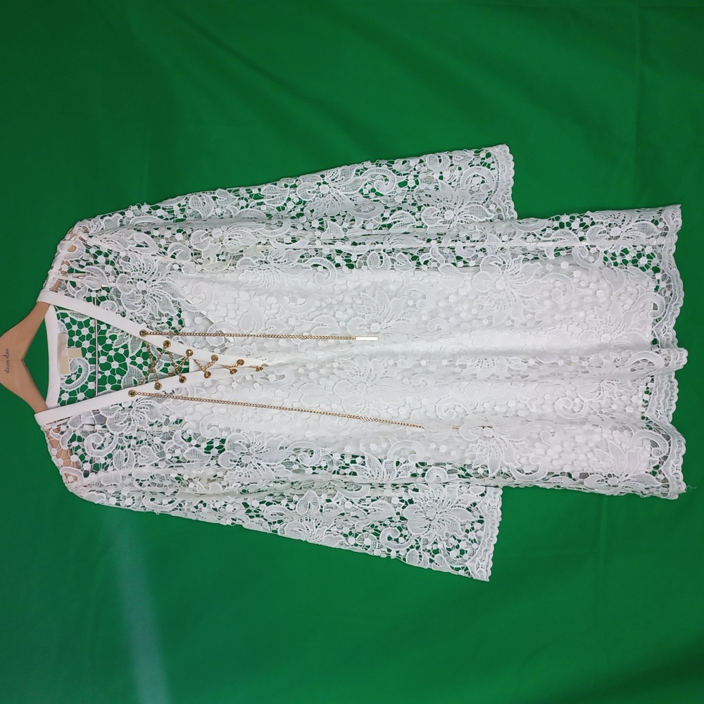 Lace detailed midi dress